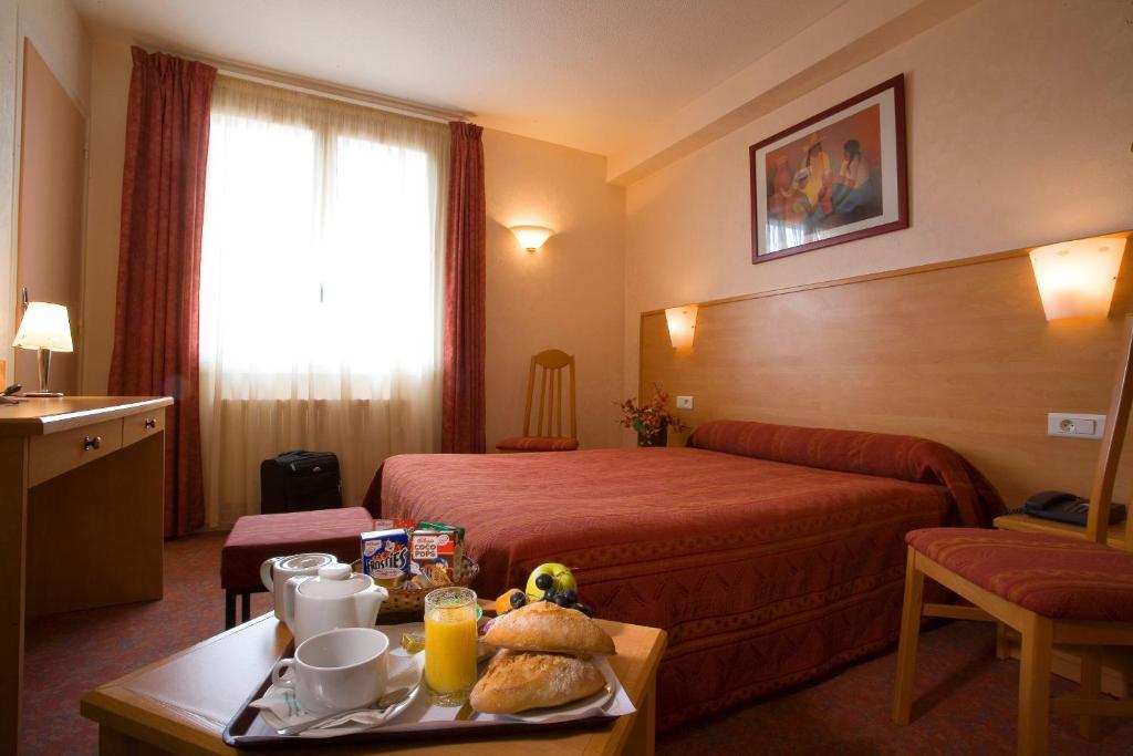 וישי Hotel Chambord מראה חיצוני תמונה
