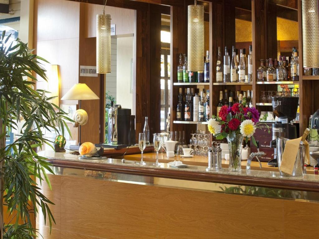 וישי Hotel Chambord מראה חיצוני תמונה