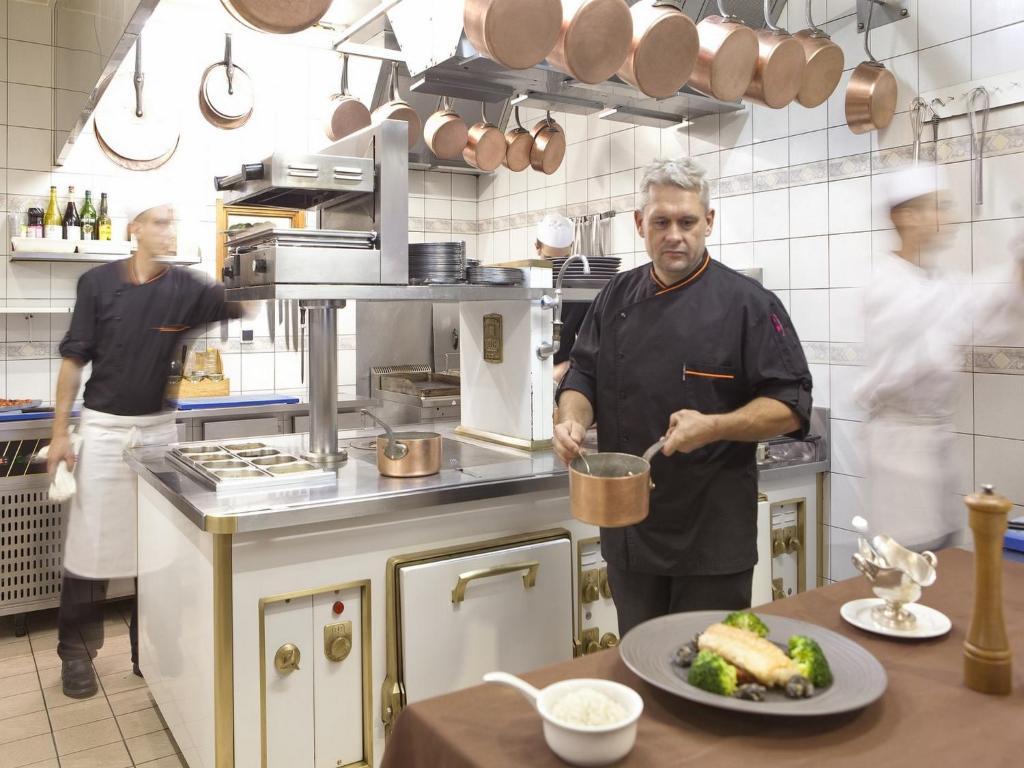 וישי Hotel Chambord מראה חיצוני תמונה