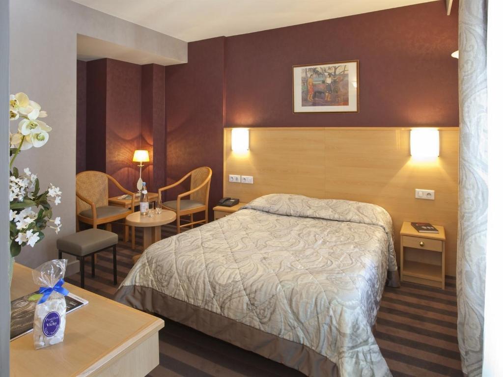 וישי Hotel Chambord חדר תמונה