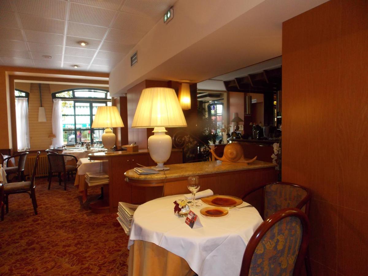 וישי Hotel Chambord מראה חיצוני תמונה